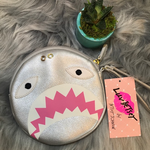 Betsey Johnson Handbags - Betsey Johnson shark "pewmet" coin purse